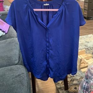 XL womens blue top